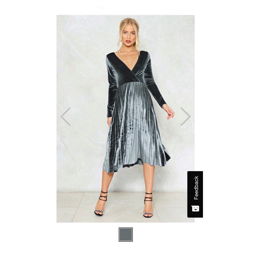 NWT Nasty Gal Behind Their Back Velvet Dress